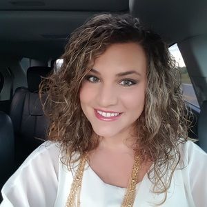 Meet your Posher, Molly